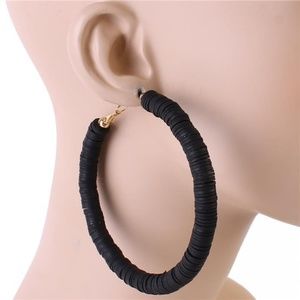 MULTI-COLOR HOOP EARRING